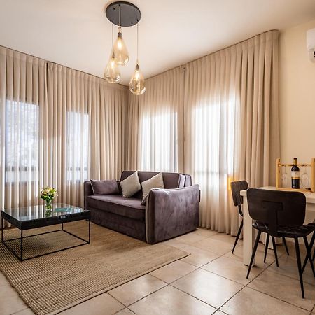 Grand Vista Boutique Hotel And Spa Yuval Bagian luar foto
