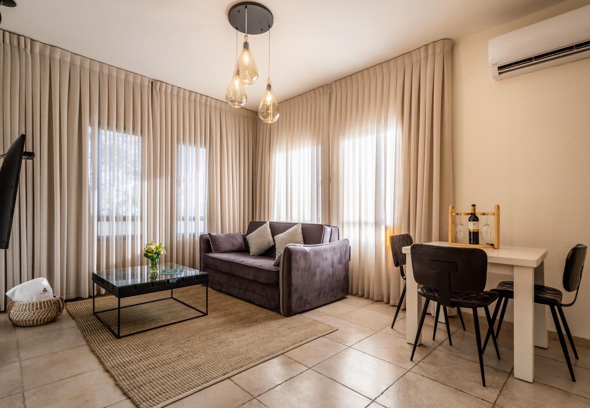 Grand Vista Boutique Hotel And Spa Yuval Bagian luar foto